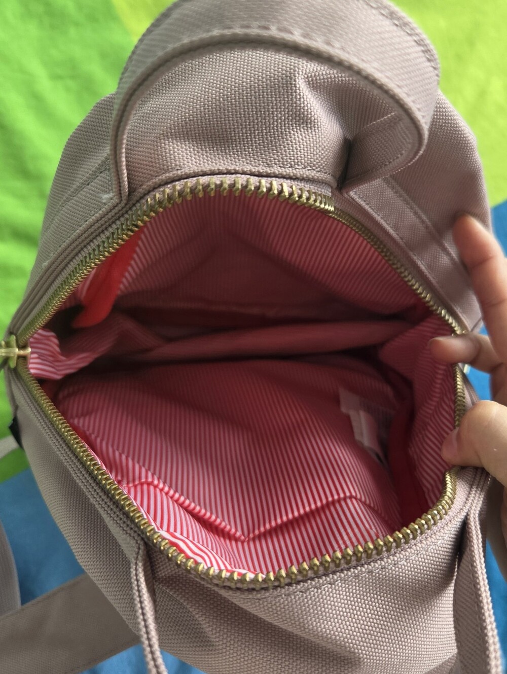 Herschel Mini Backpack - Picture 3 of 7